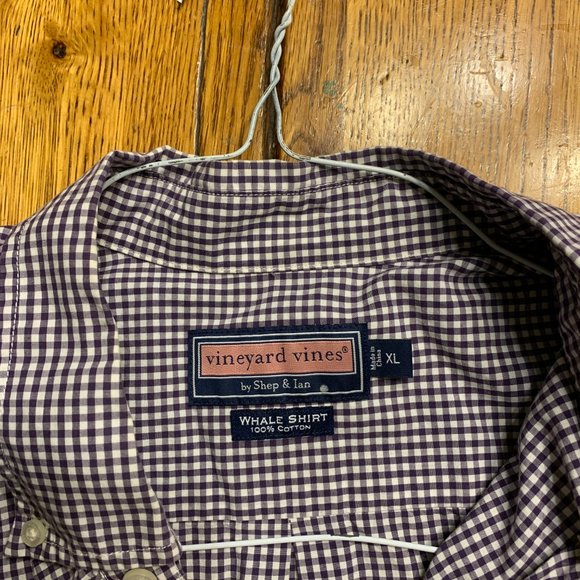 Vineyard Vines Whale shirt - Picture 2 of 3